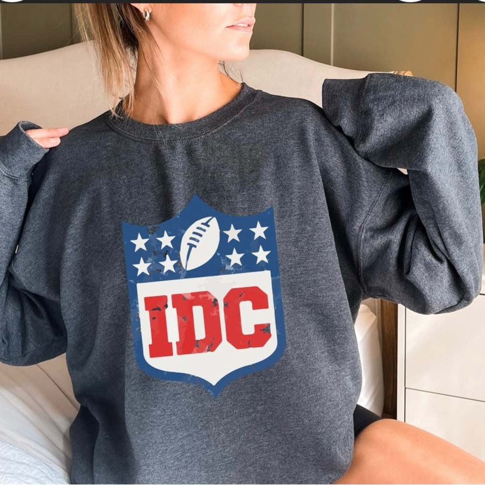 BNWOT NFL themed football 🏈 “IDC” sweatshirt